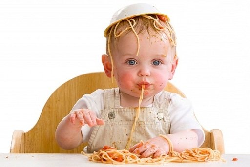 Чем кормить ребенка на ужин и перед сном до года и после